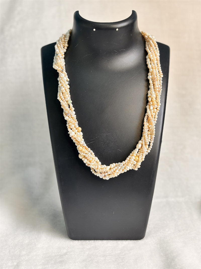 Pearls Uneven Twisted Necklace