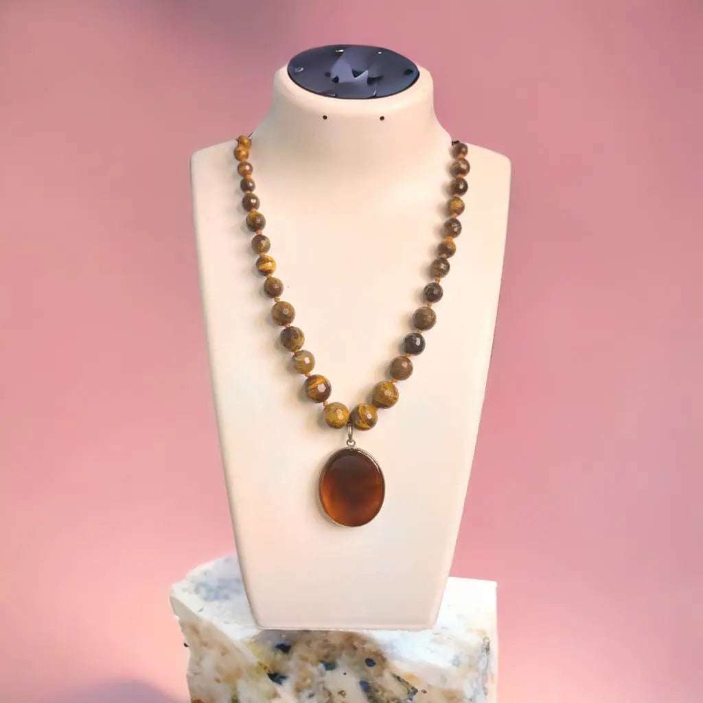 Tiger Eye Beads with Agate Pendant Ru antique